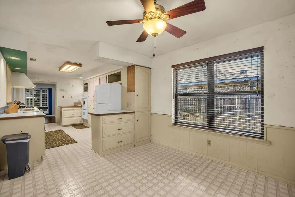 407 Fairview Drive