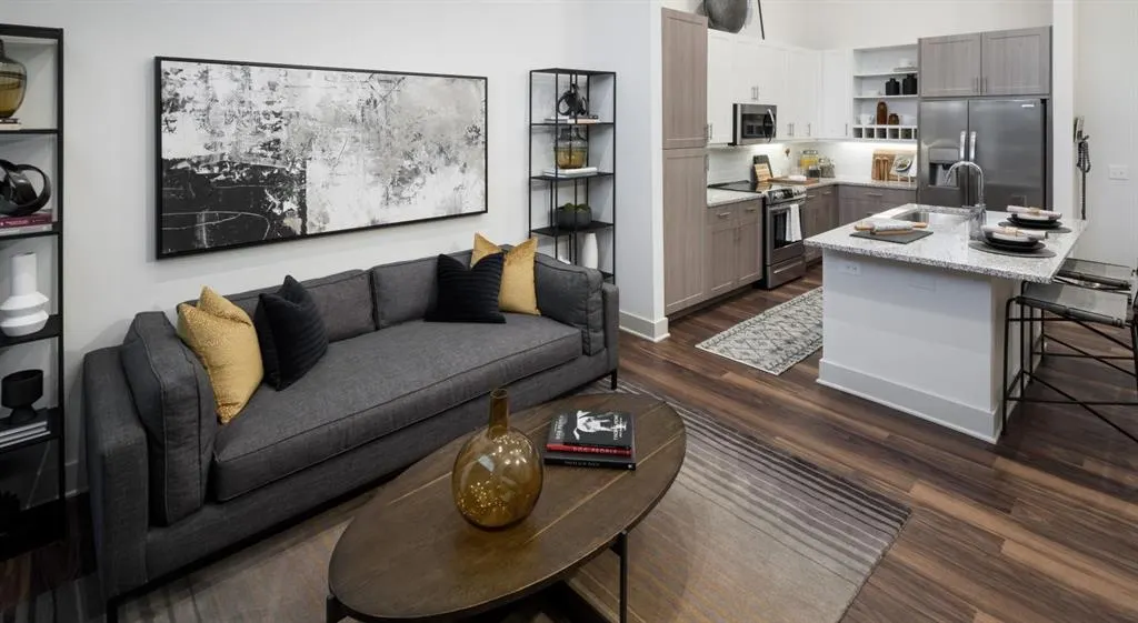 6303 Frisco Boulevard, #312