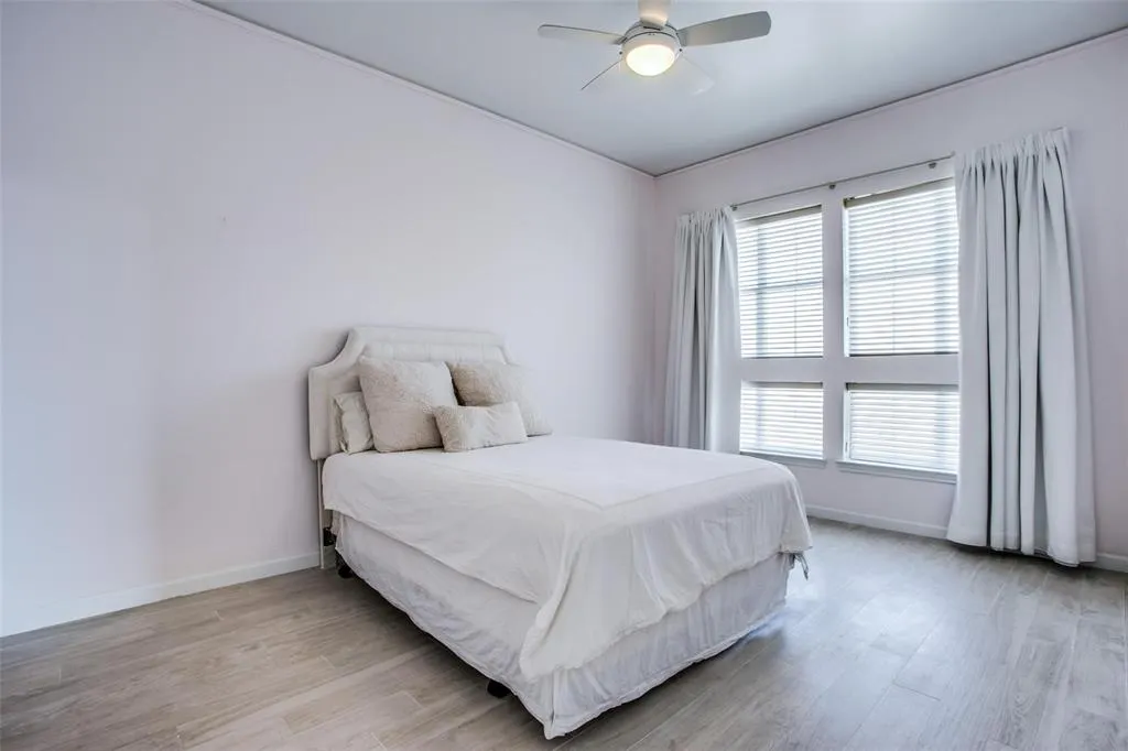 3225 Turtle Creek Boulevard, #1148
