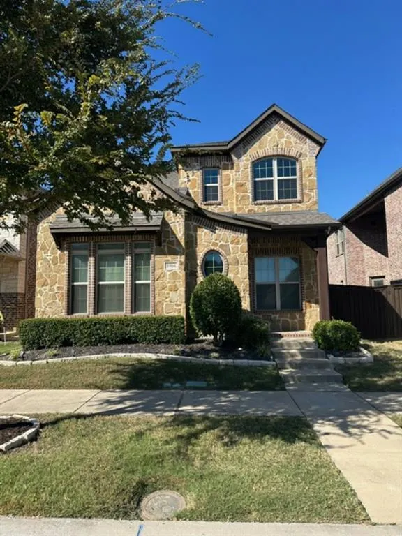 1066 James Court