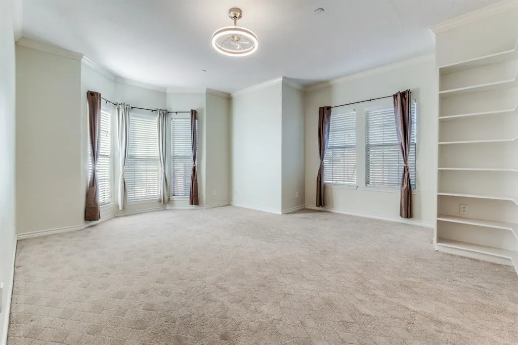 8610 Turtle Creek Boulevard, #104
