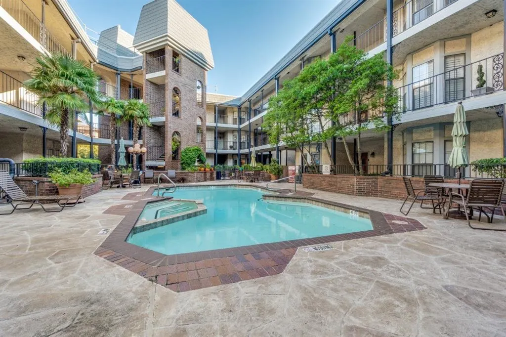 8610 Turtle Creek Boulevard, #104