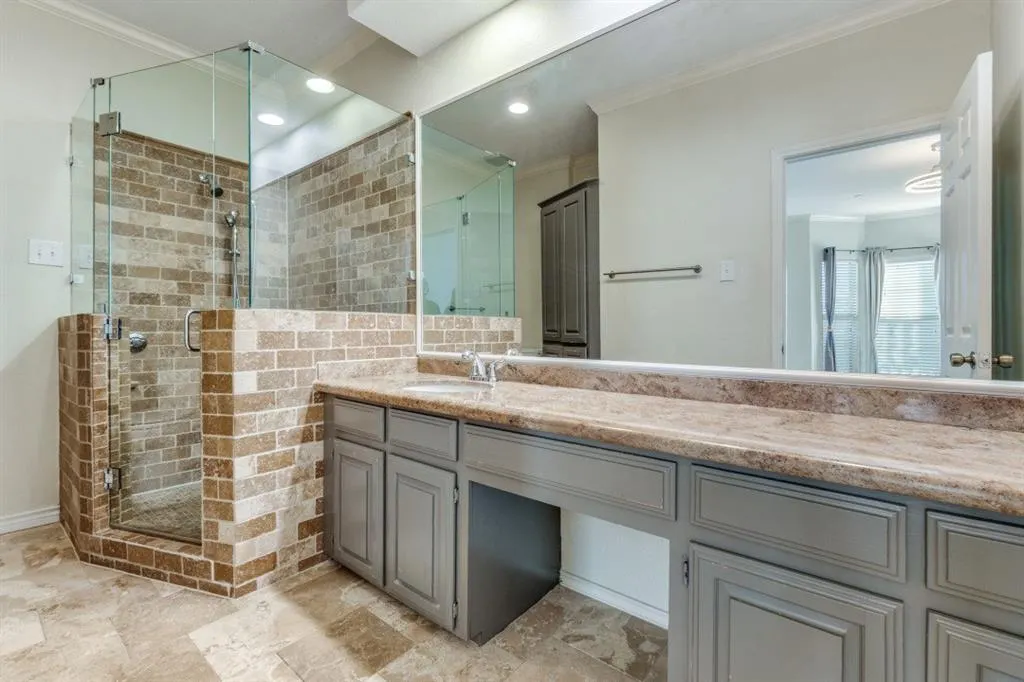 8610 Turtle Creek Boulevard, #104