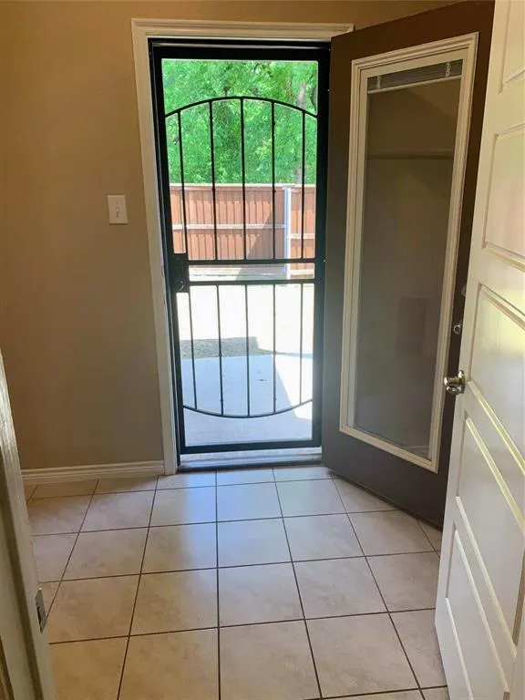 2233 Obsidian Drive