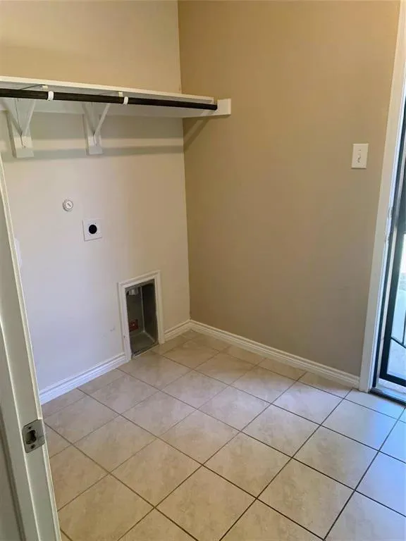 2233 Obsidian Drive