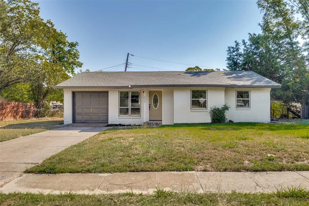 2006 Holcomb Road