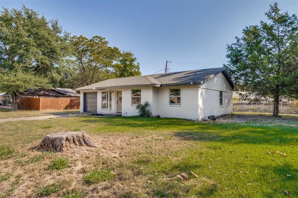 2006 Holcomb Road