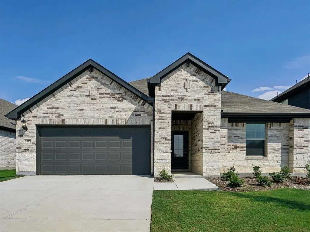 1019 Emberwood Drive