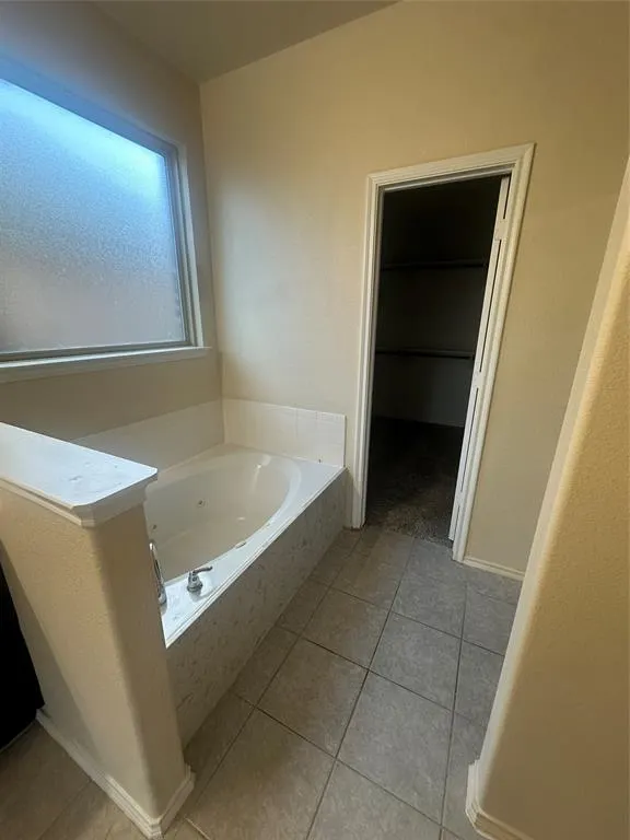 2412 Michelle Creek Drive