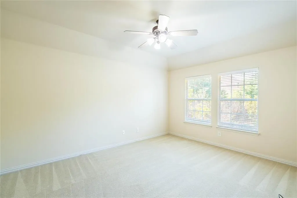 7900 Linksview Drive