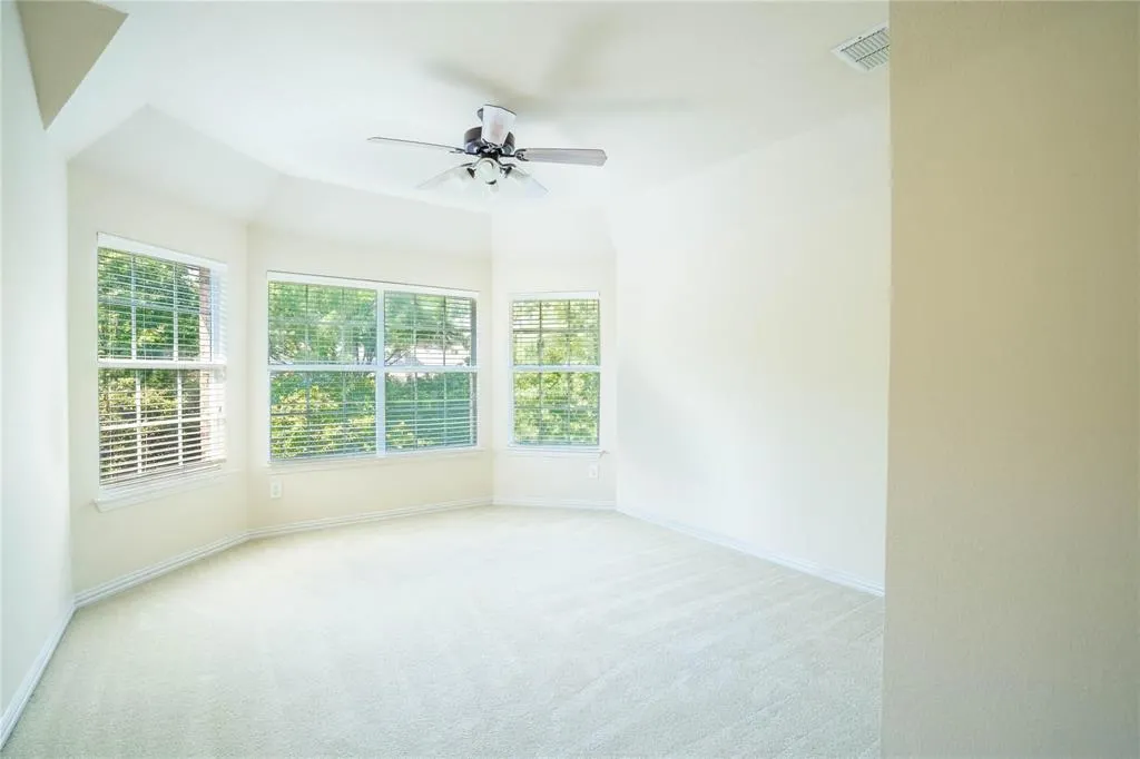 7900 Linksview Drive