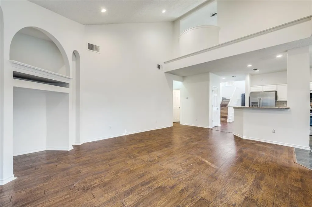 11519 Harbor Road