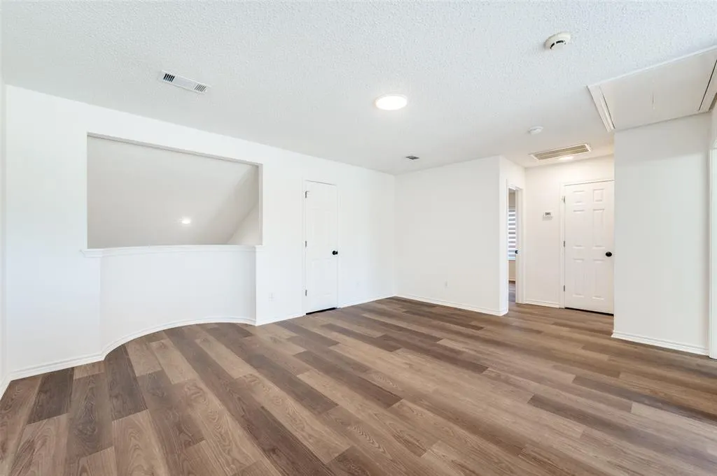 11519 Harbor Road