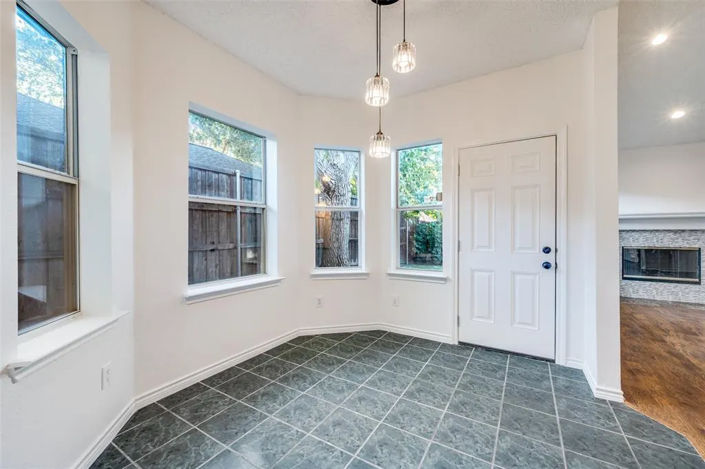 11519 Harbor Road