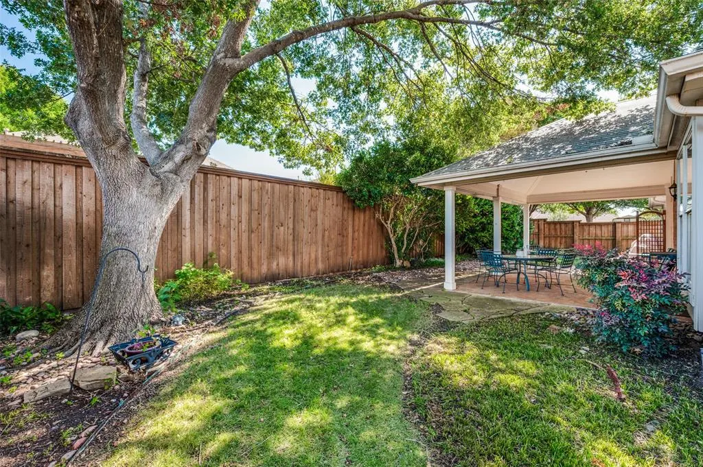 202 Brookgreen Court