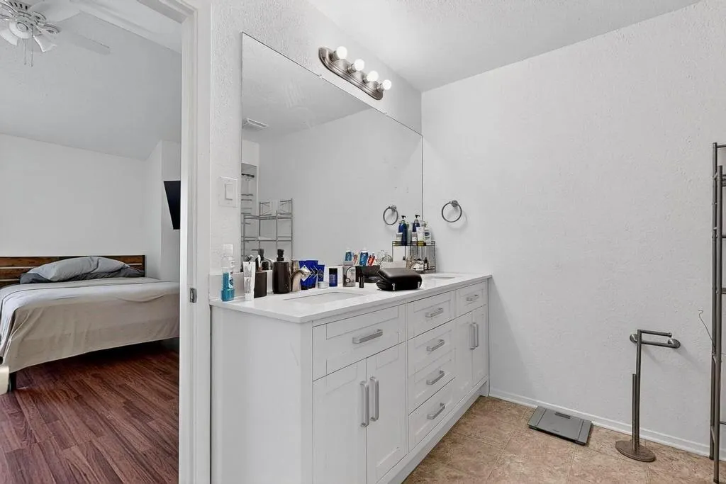 2500 E Park Boulevard, #U3