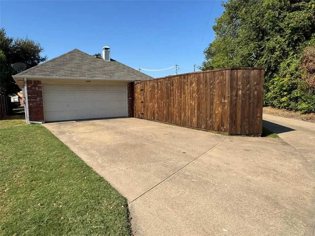 1509 River Hill Drive