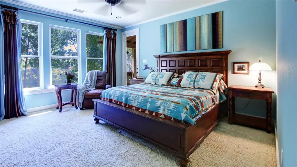 3227 Berry Hollow