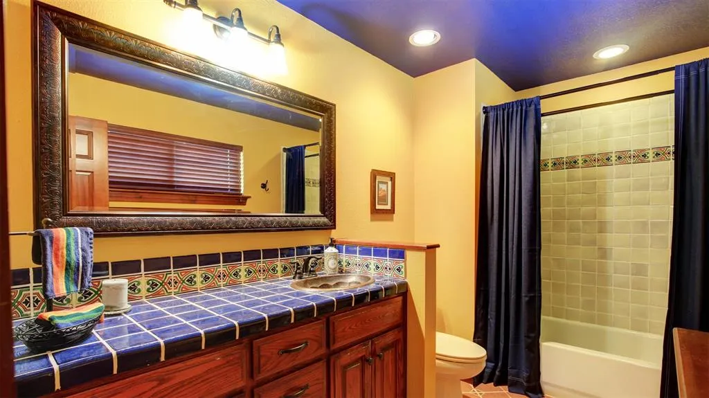 3227 Berry Hollow