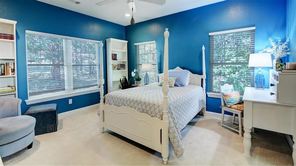 3227 Berry Hollow
