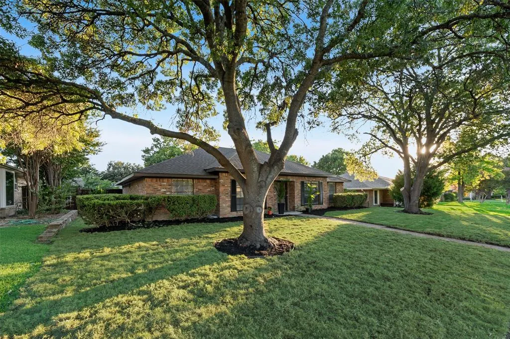 2800 Glen Forest Lane