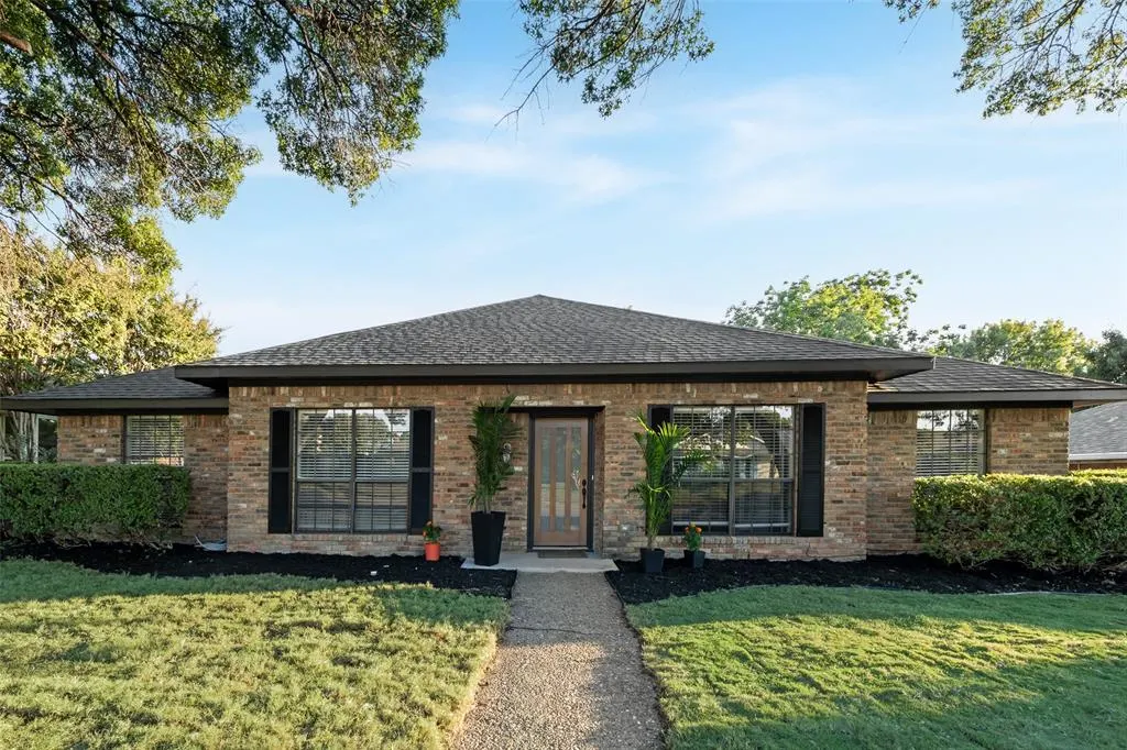 2800 Glen Forest Lane