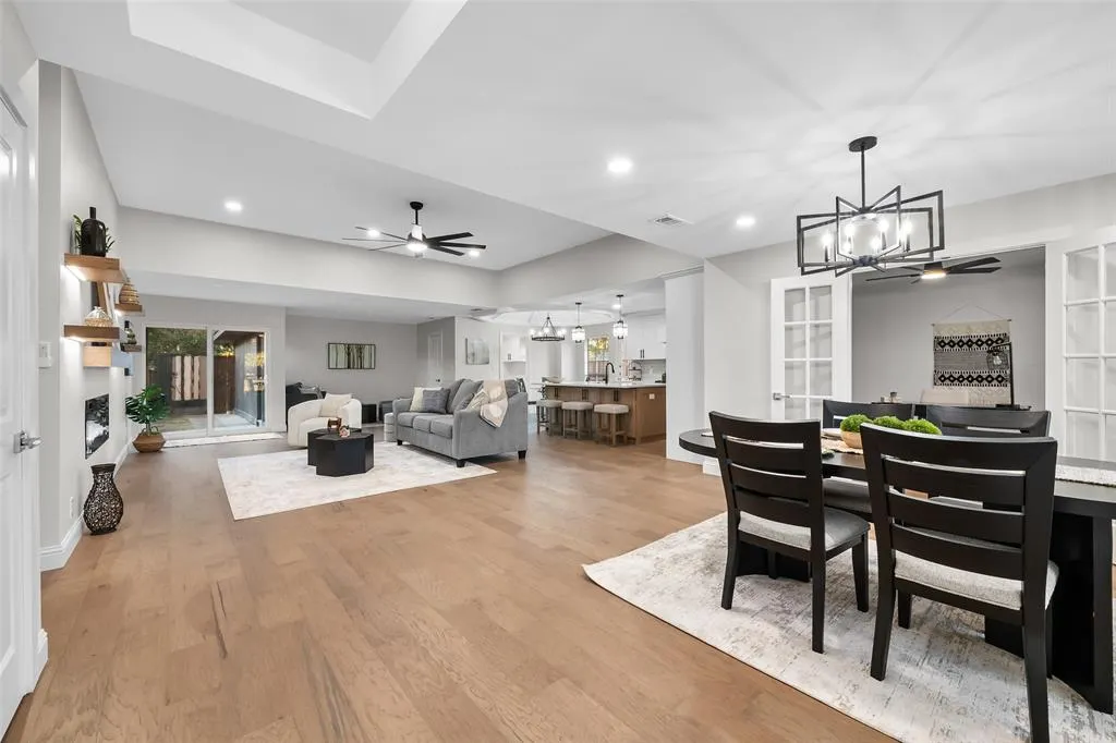2800 Glen Forest Lane
