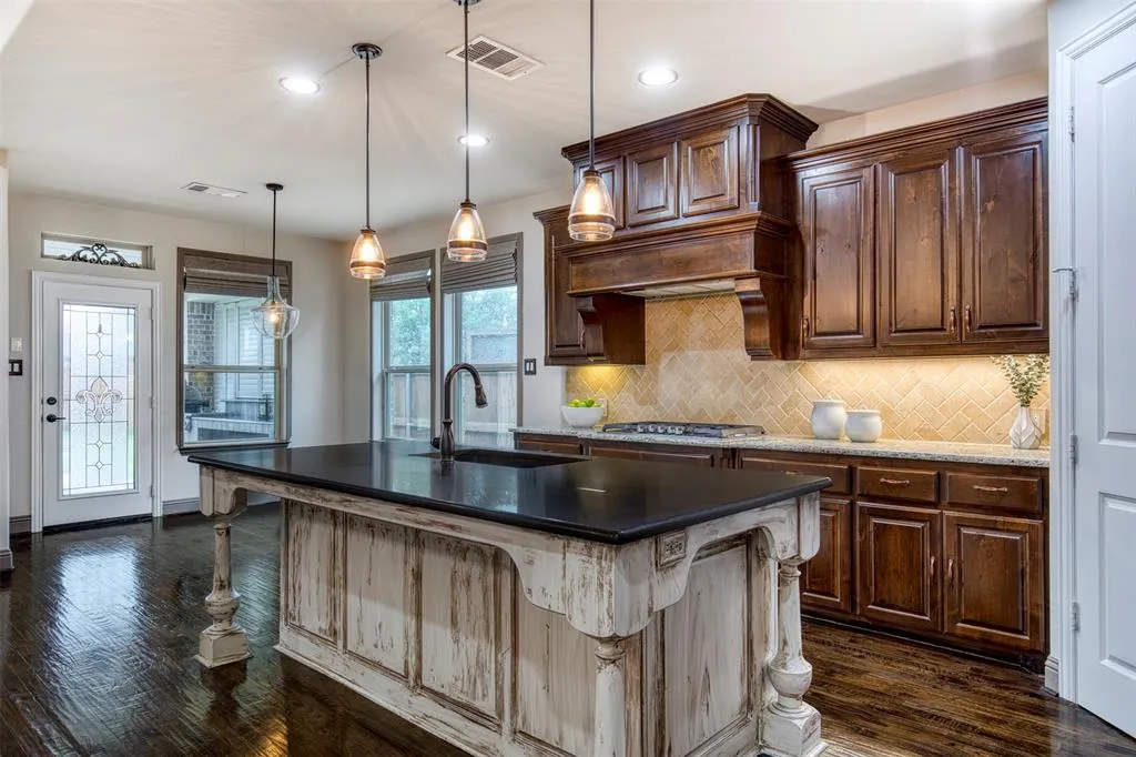 1541 Havenbrook Lane