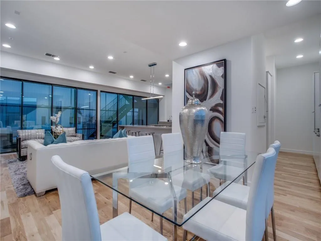 5225 Crestfield Place