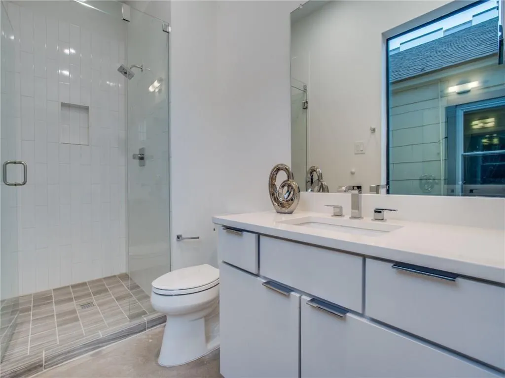 5225 Crestfield Place