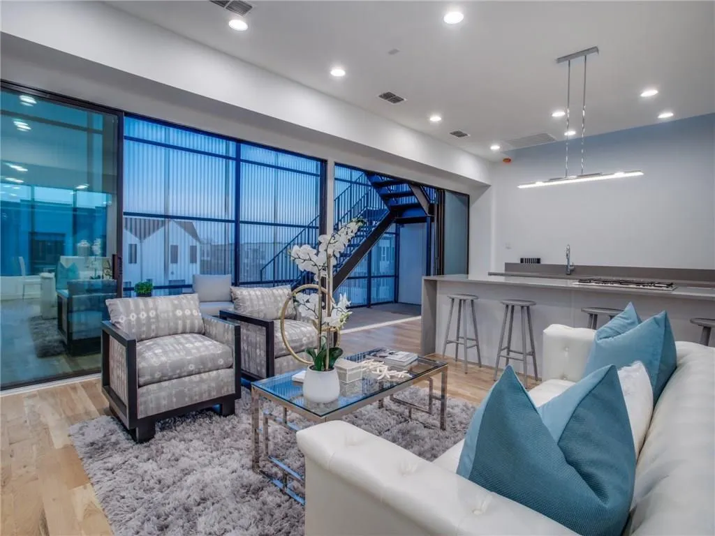 5225 Crestfield Place