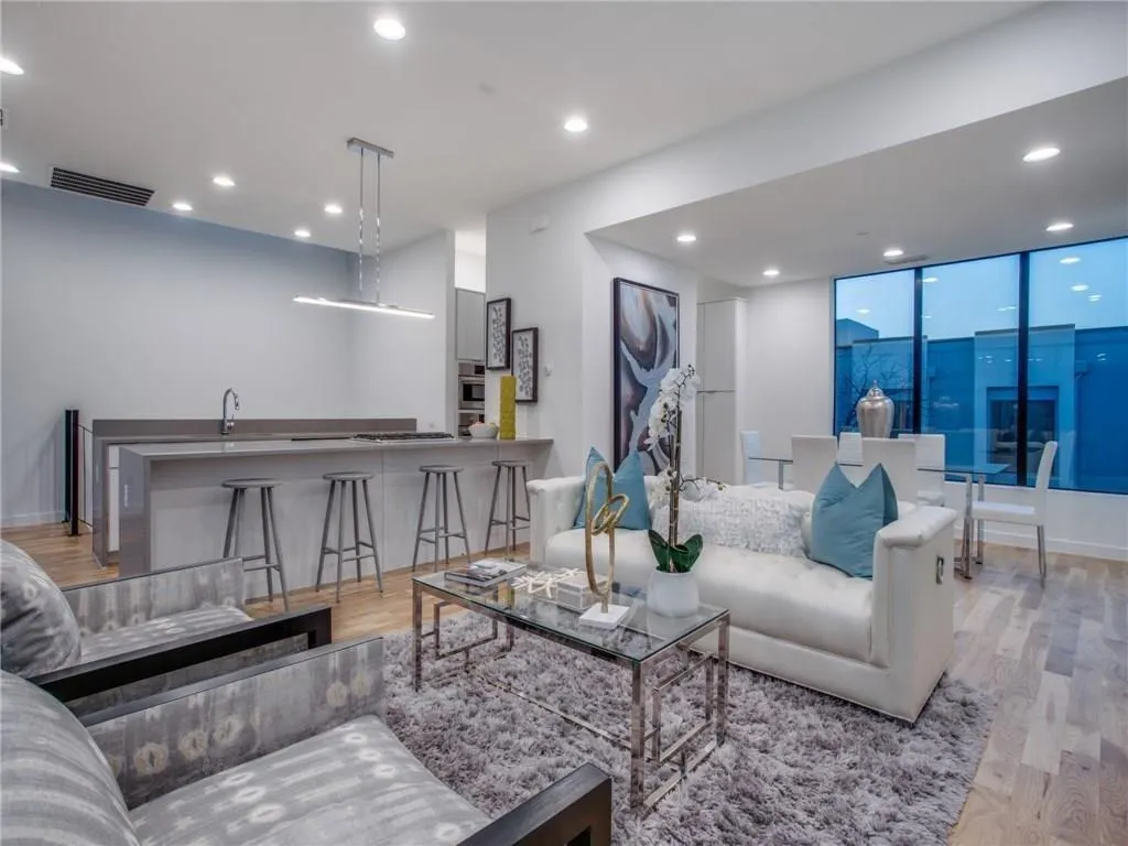 5225 Crestfield Place