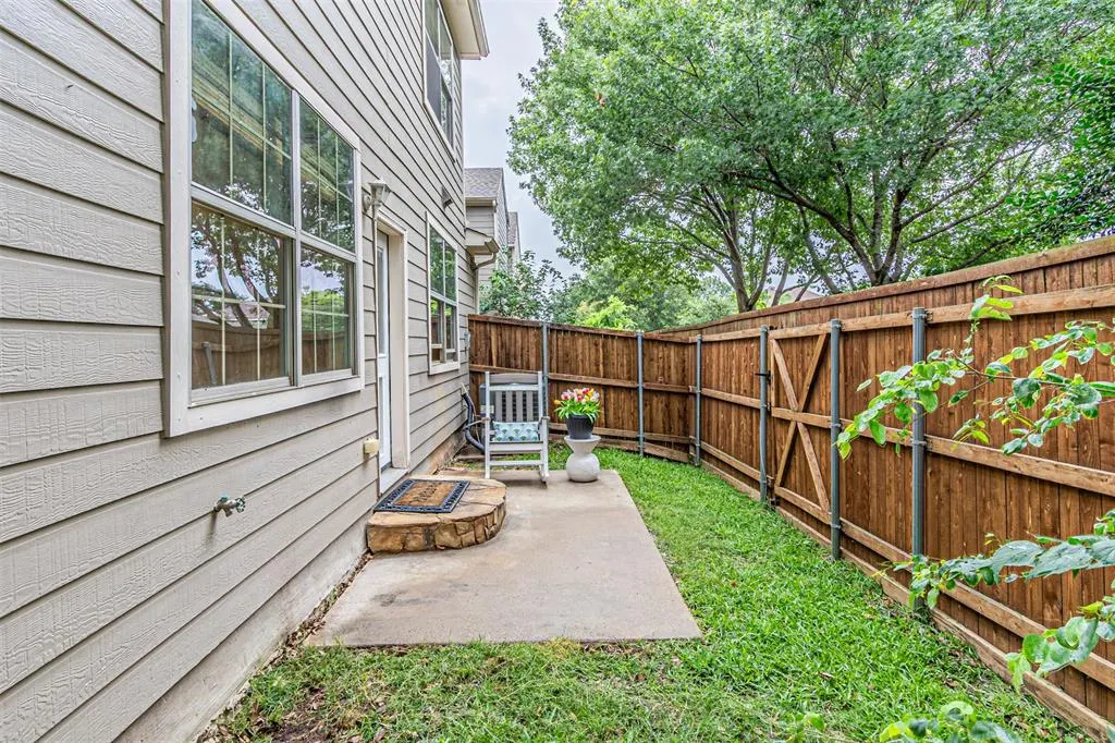 2268 Fletcher Trail