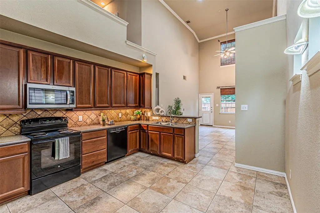 2268 Fletcher Trail