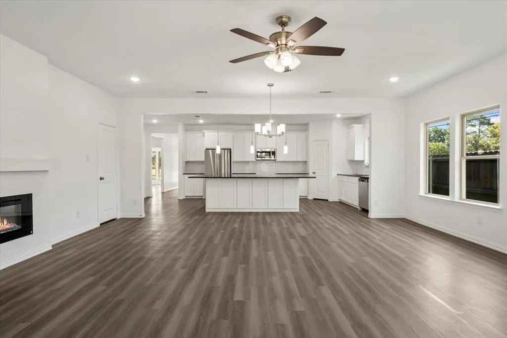 3809 Robert L Parish Sr Avenue