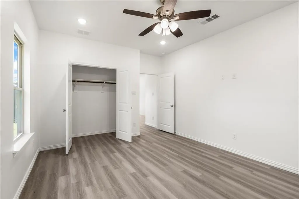 3809 Robert L Parish Sr Avenue