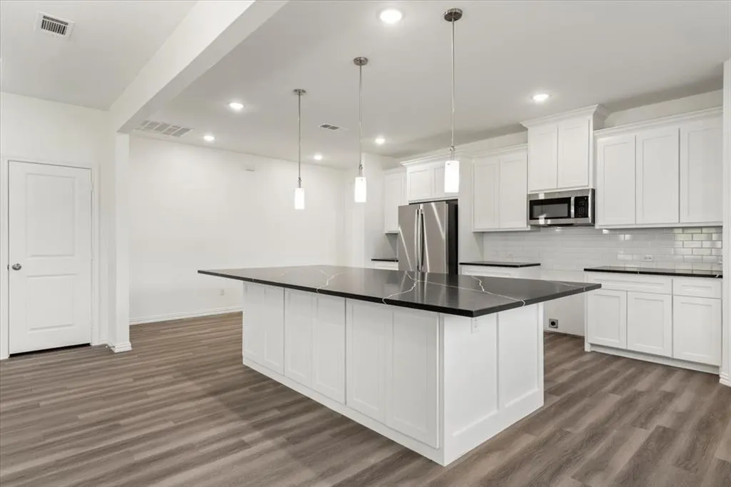 3809 Robert L Parish Sr Avenue