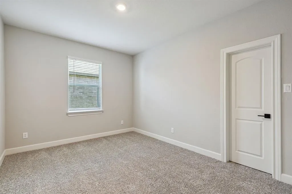 609 Harbor Oaks Drive
