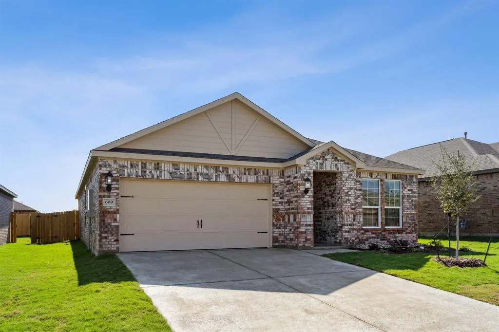 609 Harbor Oaks Drive