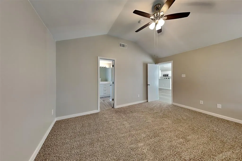4920 Mountain Ridge Lane