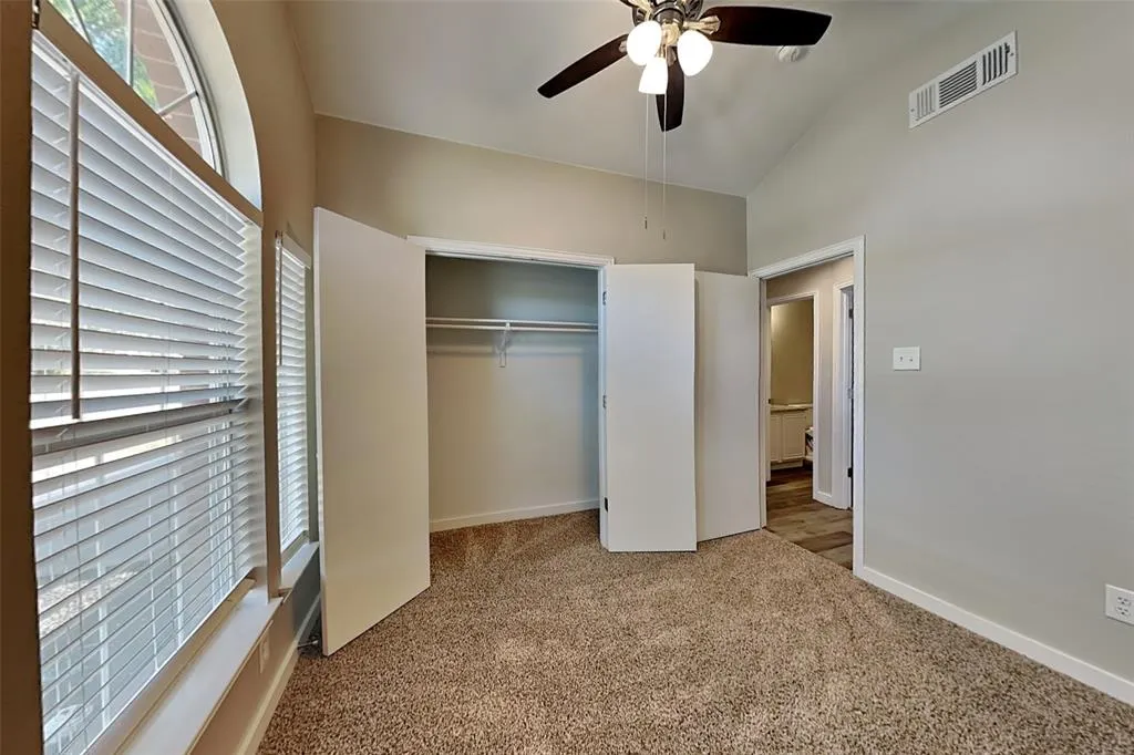 4920 Mountain Ridge Lane