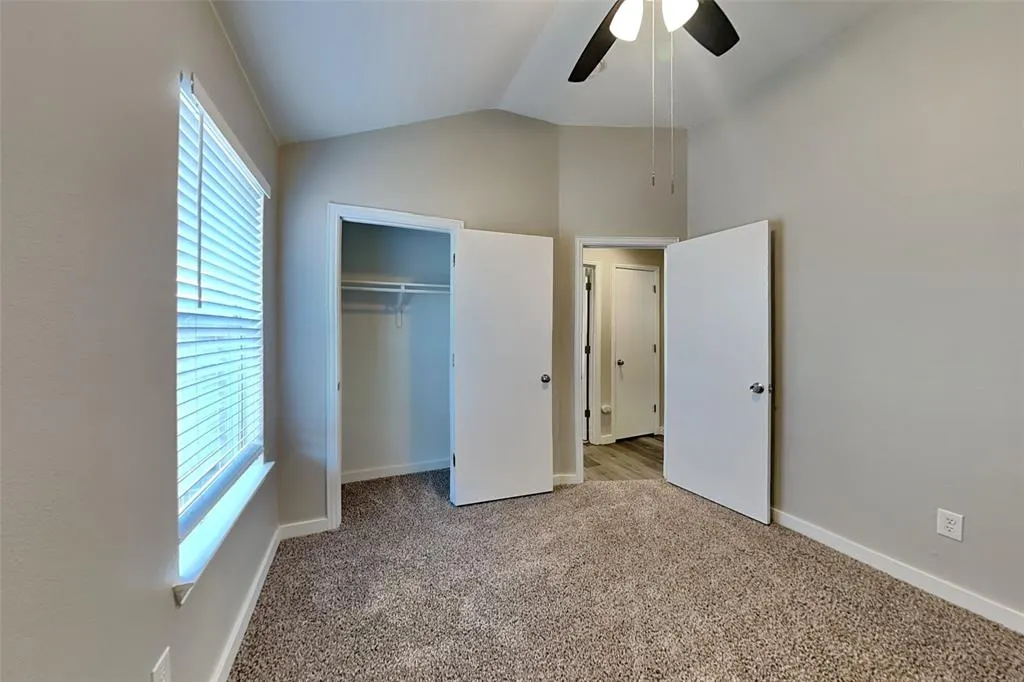 4920 Mountain Ridge Lane
