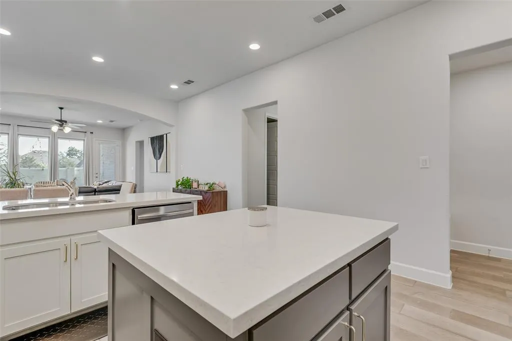 8108 San Bernard Trail