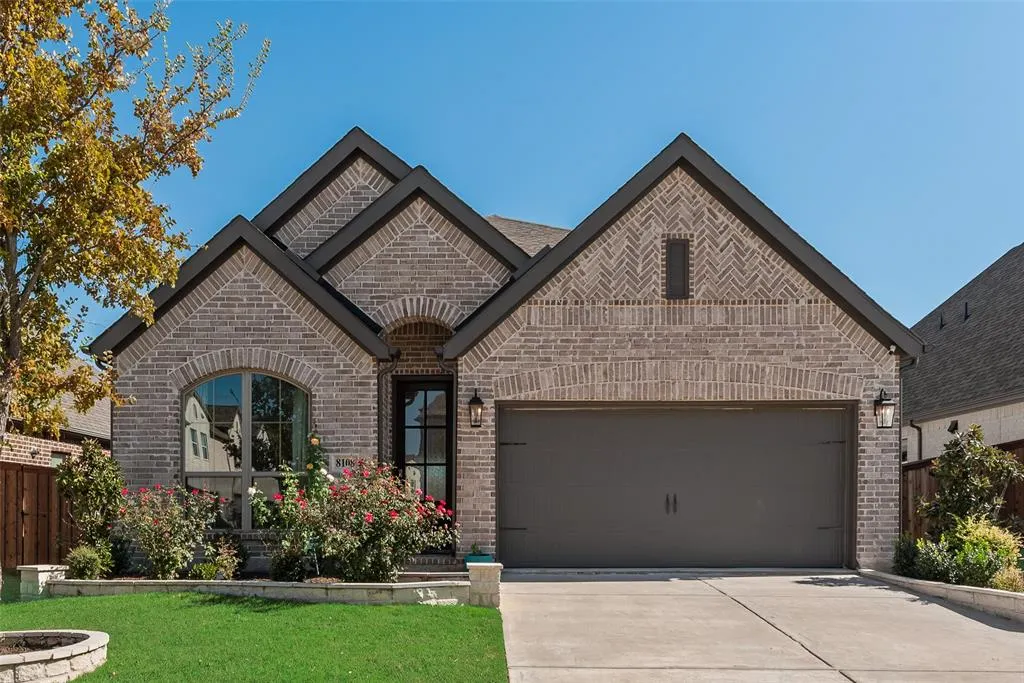 8108 San Bernard Trail