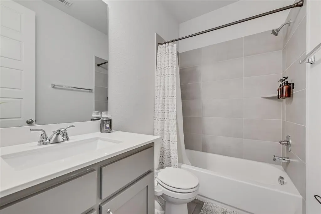 8108 San Bernard Trail