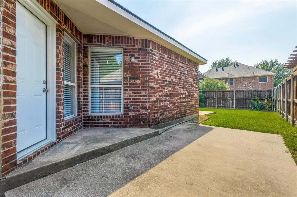 8547 Turnberry Drive