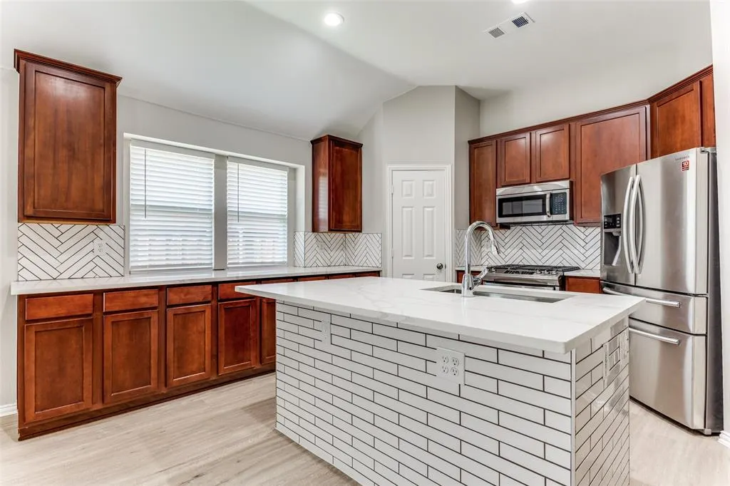 8547 Turnberry Drive