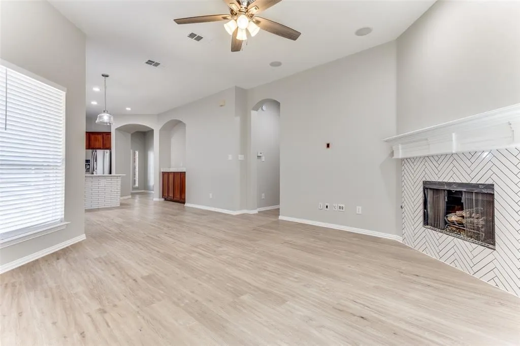 8547 Turnberry Drive