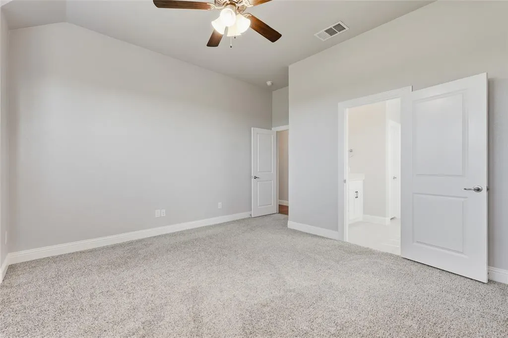1424 Green Valley Way