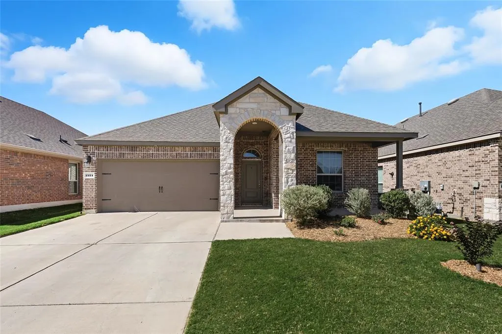 1424 Green Valley Way